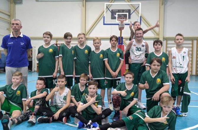 Соликамская команда «ФОЦ» завоевала «серебро» в 4-м туре Уральской баскетбольной лиги